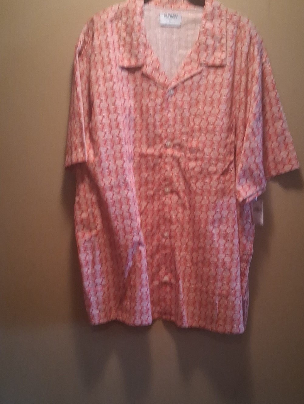 Old Navy Camp Print Light Red Seashell Patterned SS Button-Front Shirt XXl